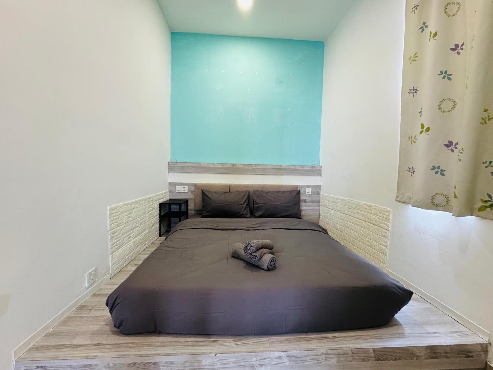 Walk To Legoland, D'Pristine Medini Apartment Нусаджая Екстериор снимка